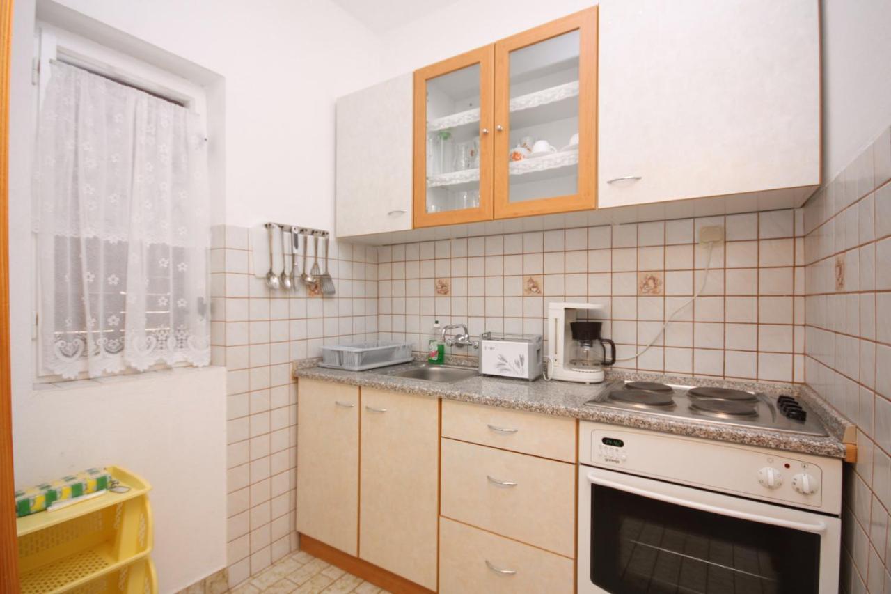 Apartments With A Parking Space Kampor, Rab - 4984 Luaran gambar